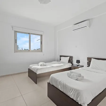 Apartamento Downtown Comfort Larnaca